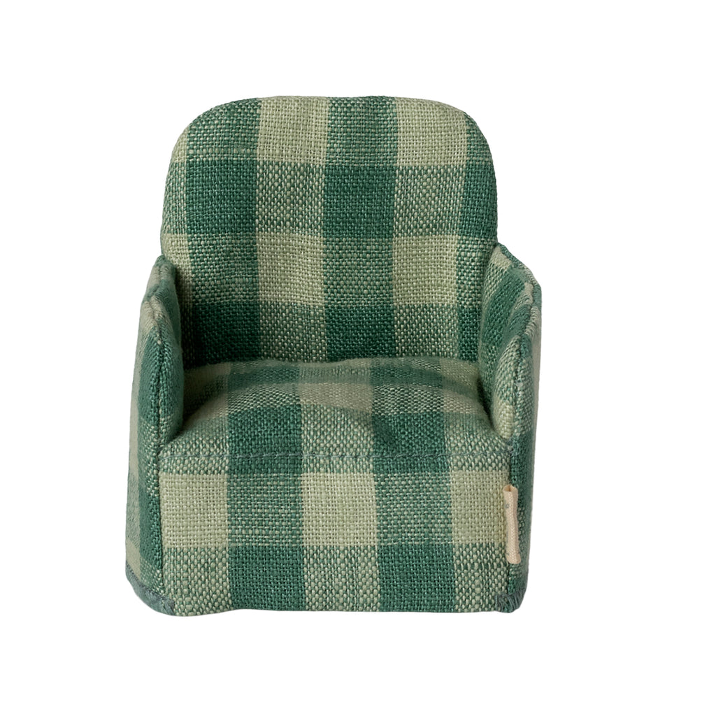  A delightful Maileg folding chair in a green check design, displayed from the front to showcase its stylish and functional design for Maileg mice